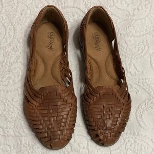 EuroSoft Brown Woven Huarache Flats Size 7.5M